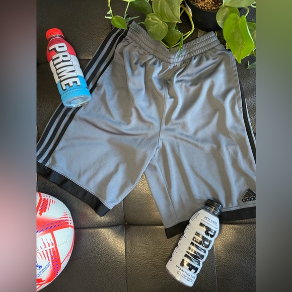 Adidas shorts - Picture 2 of 2